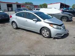 KNAFK4A64G5576053 2016 KIA FORTE