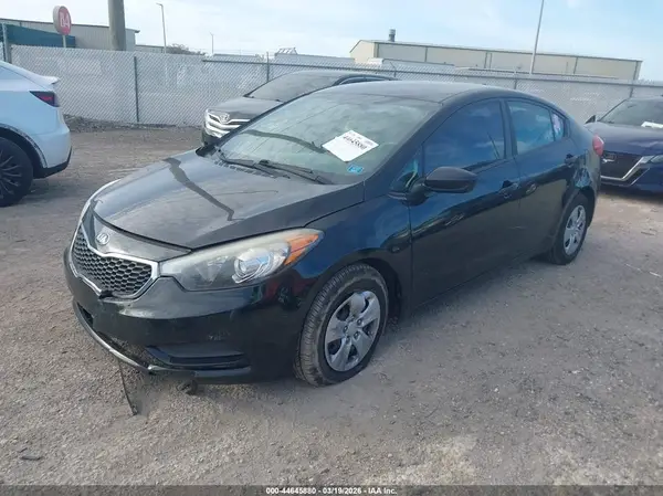 KNAFK4A64G5576179 2016 KIA FORTE - Image 2