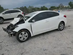 KNAFK4A64G5576182 2016 KIA FORTE