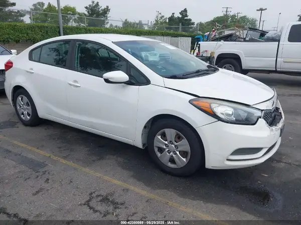 KNAFK4A64G5581494 2016 KIA FORTE - Image 1