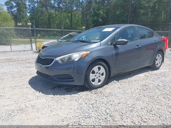 KNAFK4A64G5584797 2016 KIA FORTE - Image 2