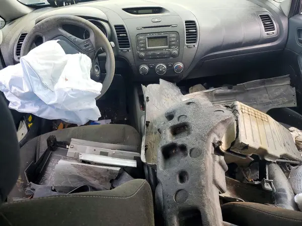KNAFK4A64G5587523 2016 KIA FORTE - Image 8