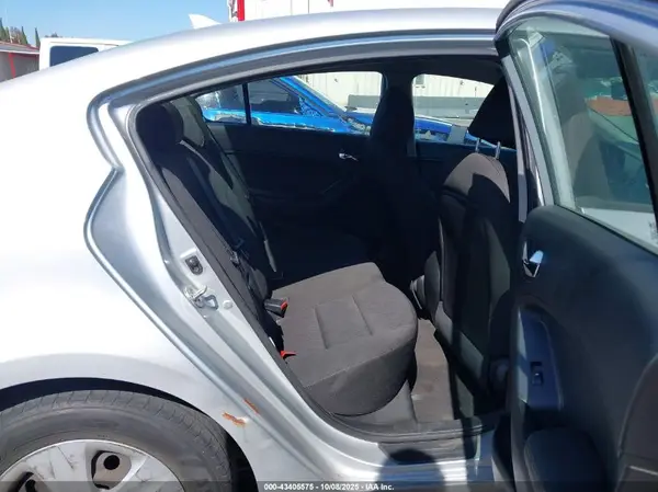 KNAFK4A64G5593600 2016 KIA FORTE - Image 8