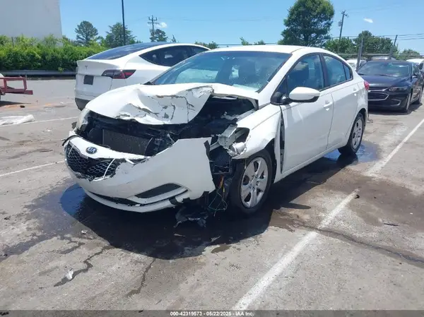 KNAFK4A64G5603669 2016 KIA FORTE - Image 2