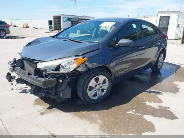 KNAFK4A64G5604790 2016 KIA FORTE - Image 2