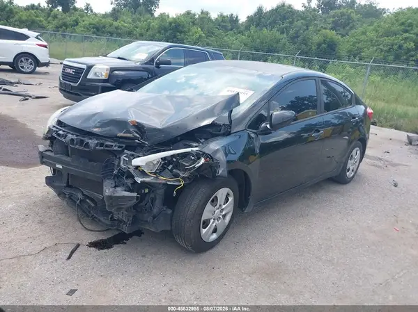 KNAFK4A64G5607270 2016 KIA FORTE - Image 2