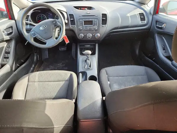 KNAFK4A64G5607611 2016 KIA FORTE - Image 8