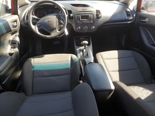 KNAFK4A64G5610024 2016 KIA FORTE - Image 8