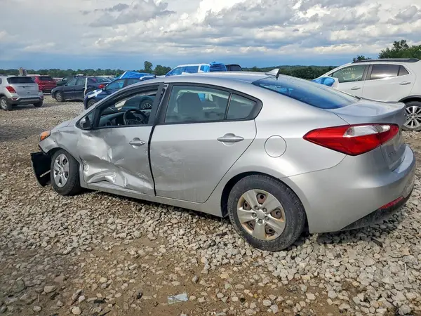 KNAFK4A64G5610279 2016 KIA FORTE - Image 2
