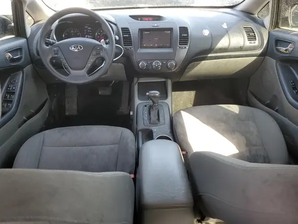 KNAFK4A64G5612145 2016 KIA FORTE - Image 8