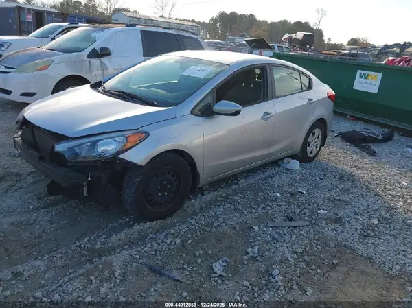 KNAFK4A64G5612954 2016 KIA FORTE - Image 2