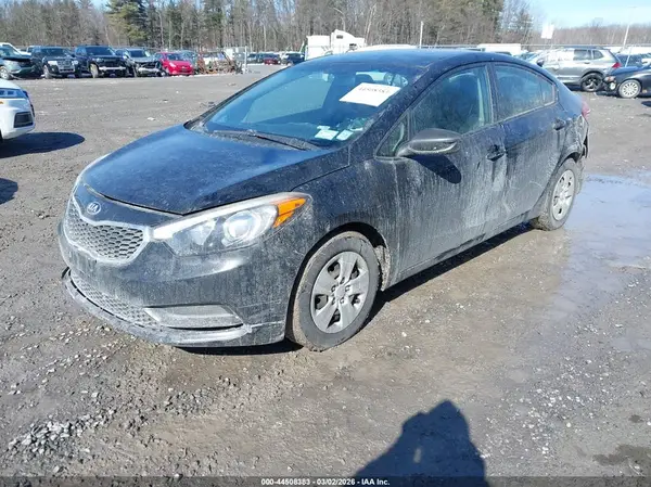 KNAFK4A64G5615207 2016 KIA FORTE - Image 2