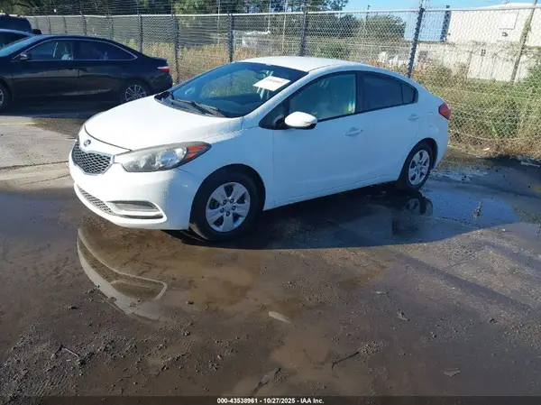 KNAFK4A65G5438845 2016 KIA FORTE - Image 2
