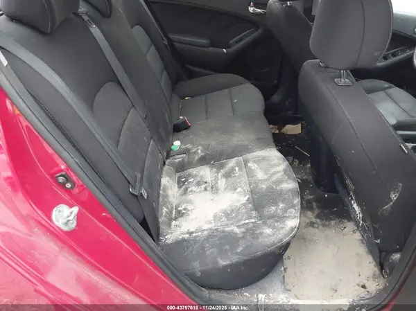 KNAFK4A65G5456178 2016 KIA FORTE - Image 8