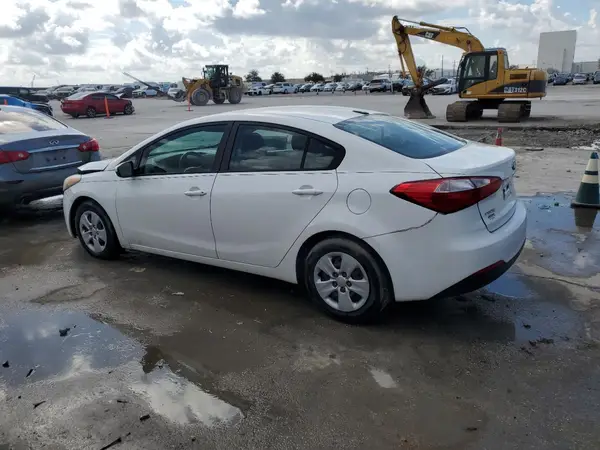 KNAFK4A65G5463681 2016 KIA FORTE - Image 2