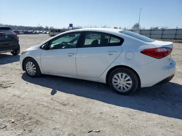 KNAFK4A65G5476673 2016 KIA FORTE - Image 2