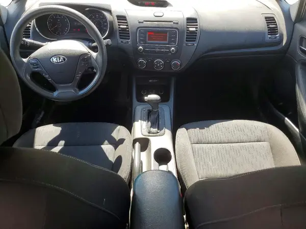 KNAFK4A65G5486720 2016 KIA FORTE - Image 8
