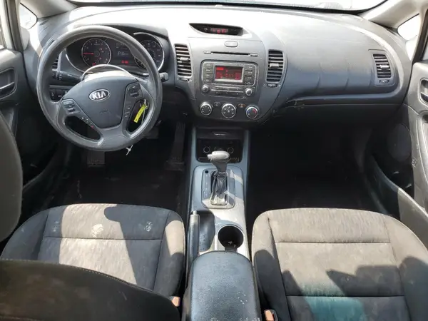 KNAFK4A65G5488399 2016 KIA FORTE - Image 8