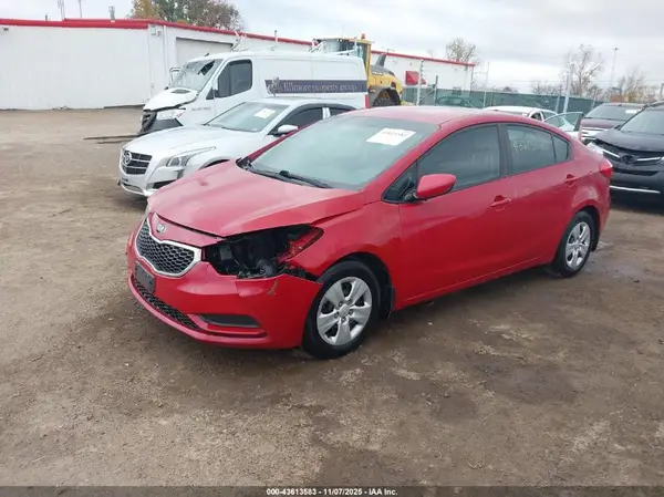 KNAFK4A65G5493893 2016 KIA FORTE - Image 2