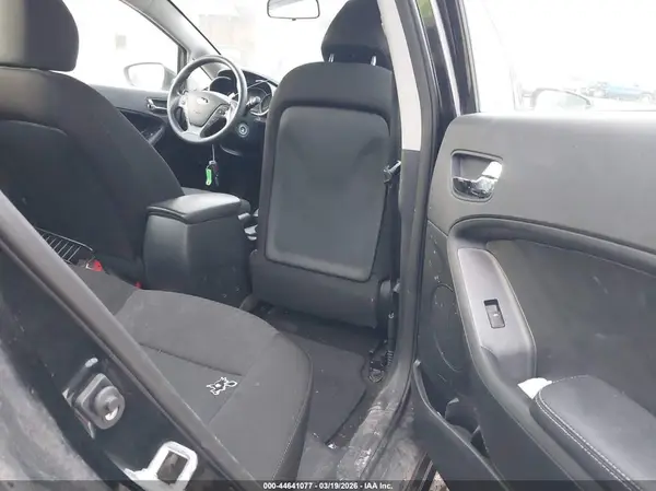 KNAFK4A65G5495966 2016 KIA FORTE - Image 8