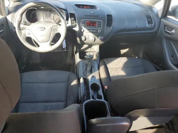 KNAFK4A65G5496003 2016 KIA FORTE - Image 8