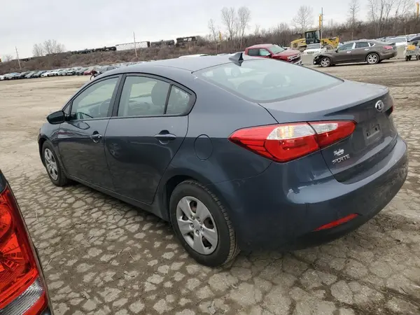 KNAFK4A65G5501071 2016 KIA FORTE - Image 2