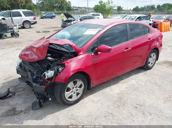 KNAFK4A65G5501152 2016 KIA FORTE - Image 2