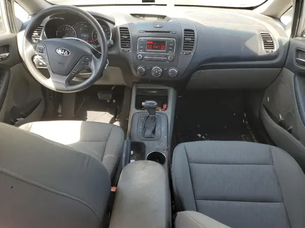 KNAFK4A65G5503256 2016 KIA FORTE - Image 8