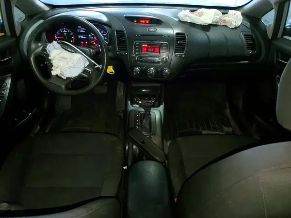 KNAFK4A65G5507498 2016 KIA FORTE - Image 8