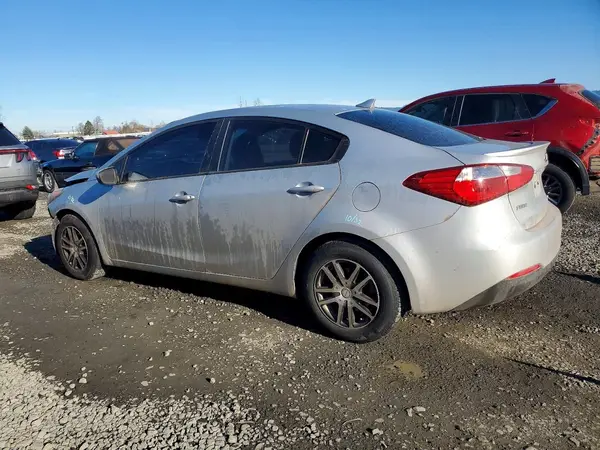 KNAFK4A65G5509431 2016 KIA FORTE - Image 2