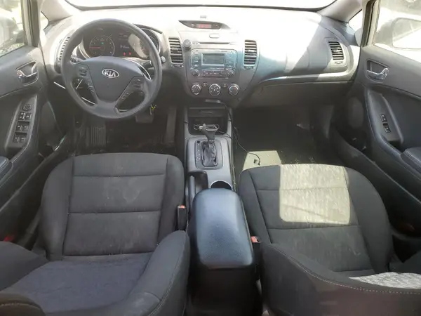 KNAFK4A65G5511549 2016 KIA FORTE - Image 8