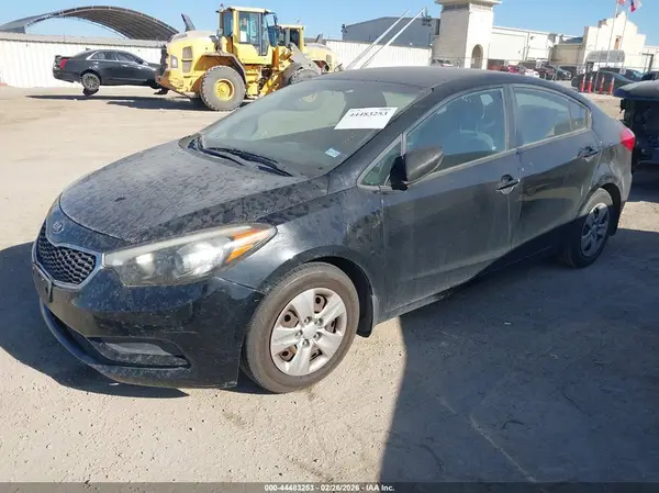 KNAFK4A65G5513110 2016 KIA FORTE - Image 2