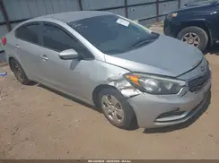 KNAFK4A65G5518677 2016 KIA FORTE