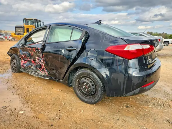 KNAFK4A65G5528450 2016 KIA FORTE - Image 2