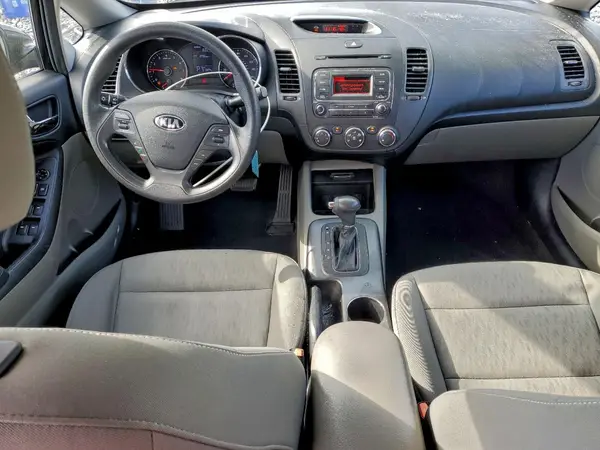 KNAFK4A65G5534135 2016 KIA FORTE - Image 8