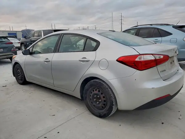KNAFK4A65G5538850 2016 KIA FORTE - Image 2