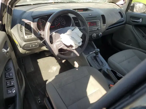 KNAFK4A65G5538928 2016 KIA FORTE - Image 8