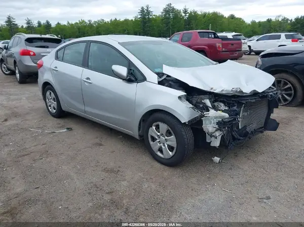 KNAFK4A65G5540470 2016 KIA FORTE - Image 1