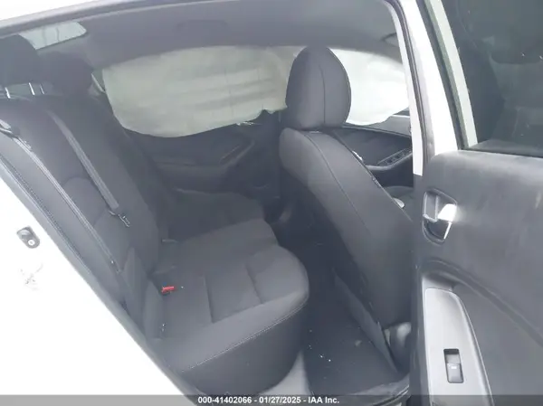 KNAFK4A65G5554482 2016 KIA FORTE - Image 8