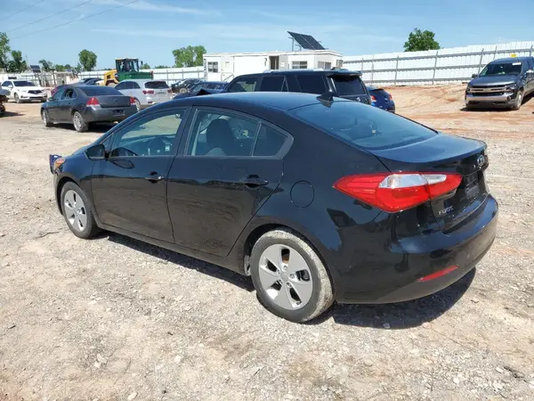 KNAFK4A65G5555308 2016 KIA FORTE - Image 2