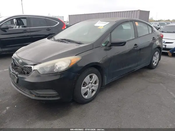 KNAFK4A65G5565305 2016 KIA FORTE - Image 2