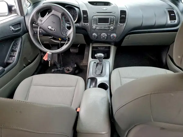 KNAFK4A65G5573758 2016 KIA FORTE - Image 8