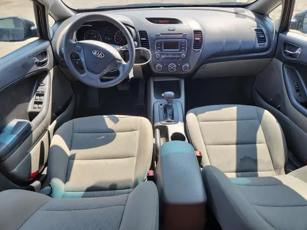 KNAFK4A65G5574568 2016 KIA FORTE - Image 8