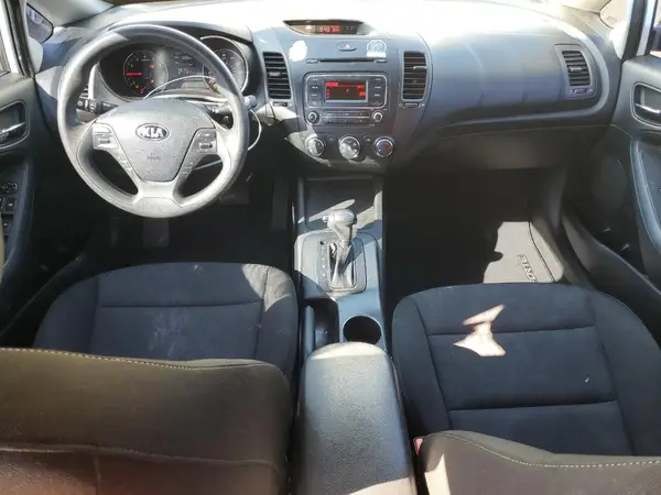 KNAFK4A65G5574666 2016 KIA FORTE - Image 8