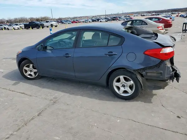 KNAFK4A65G5576496 2016 KIA FORTE - Image 2
