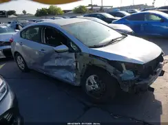 KNAFK4A65G5587577 2016 KIA FORTE