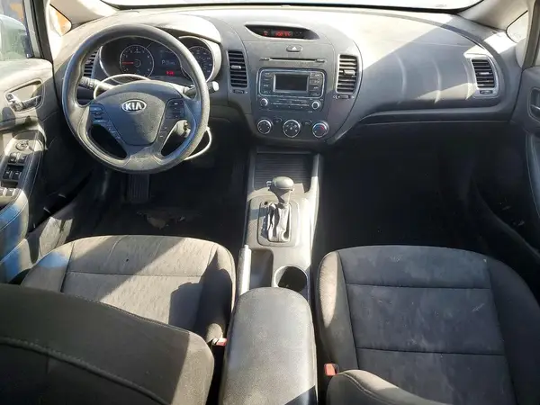 KNAFK4A65G5588194 2016 KIA FORTE - Image 8