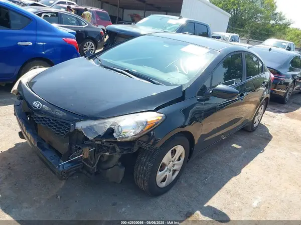 KNAFK4A65G5591225 2016 KIA FORTE - Image 2