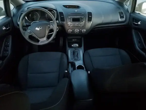 KNAFK4A65G5595761 2016 KIA FORTE - Image 8