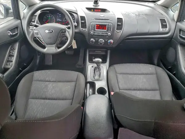 KNAFK4A65G5599146 2016 KIA FORTE - Image 8